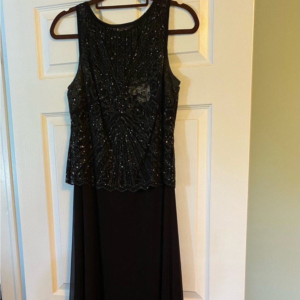 Black Sleeveless Maxi Gown